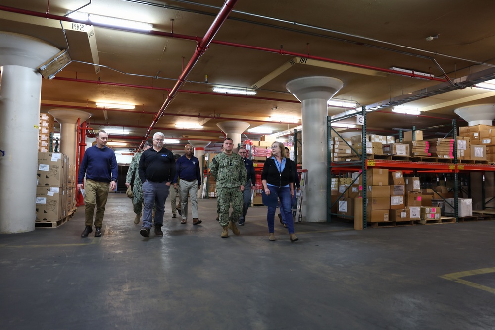 Commander, Military Sealift Command visits MSC Logistics leadership
