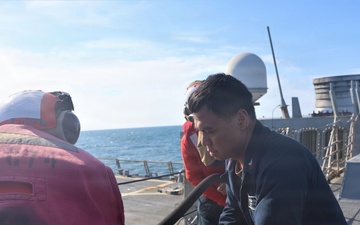 USS McFAUL Conducts Flight Deck Firefighting Drill