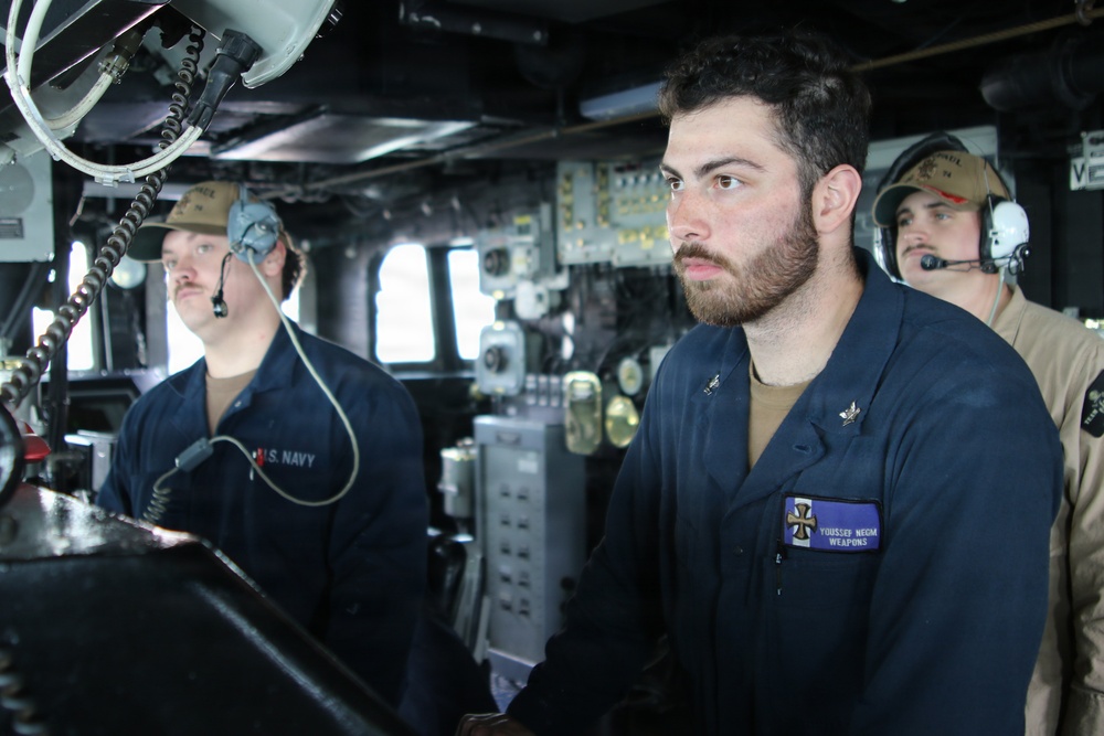 USS McFAUL Scheduled Logistics Stop in Fujairah