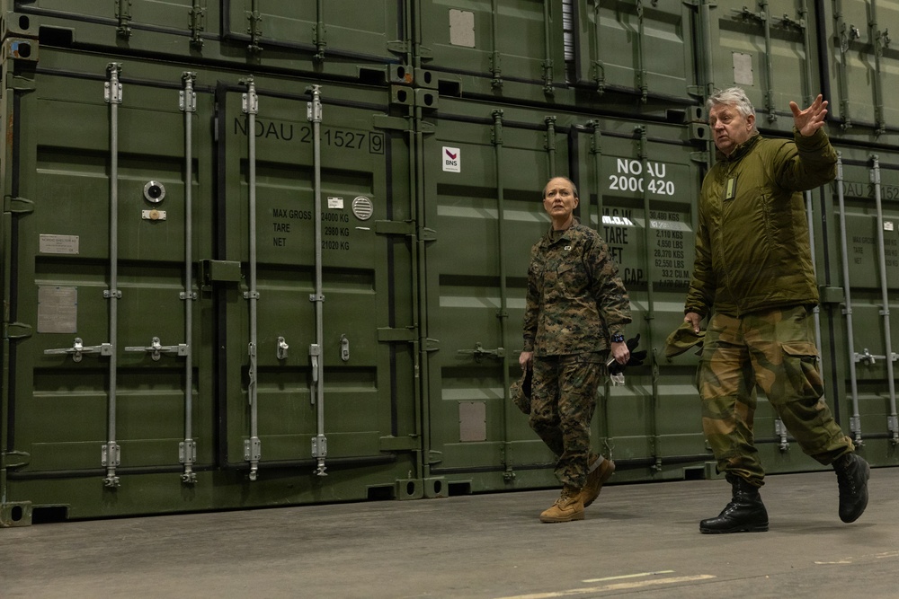 CORE26 | 2nd MLG Commanding General Visits Marines deployed in Norway