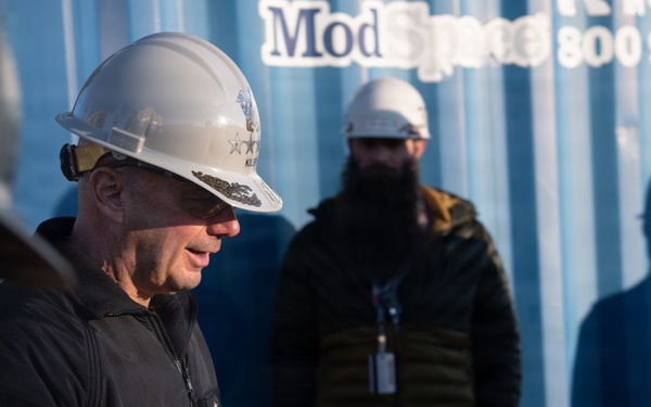 Vice Chief of Naval Operations Visits USS Ronald Reagan