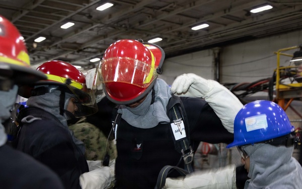 Ike Conducts Planned Incremental Availability maintenance period