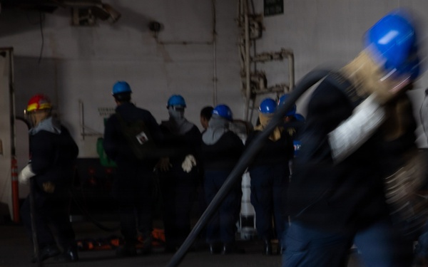 Ike Conducts Planned Incremental Availability maintenance period