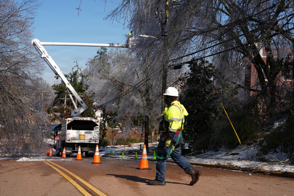 Ice Storm Causes Power and Gas Outages in Mississippi