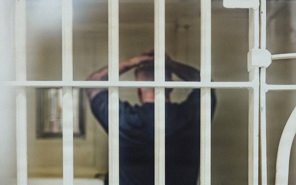 11th MEU Marines, Sailors Conduct Night VBSS Exercise