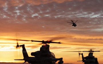 VMM-364, HMLA-169, and HMLA-267 conduct deck landing qualifications aboard USS Makin Island