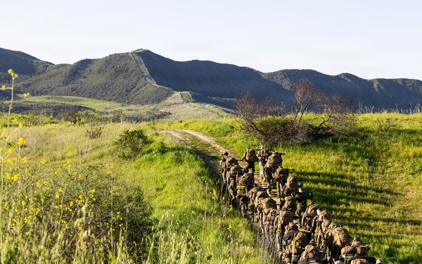 1st CRR and 1st Marine Division Marines conduct a machine gun range