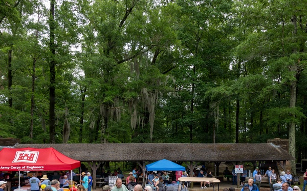 USACE Supports Annual Cruisin' the Bigbee Car Show in Demopolis