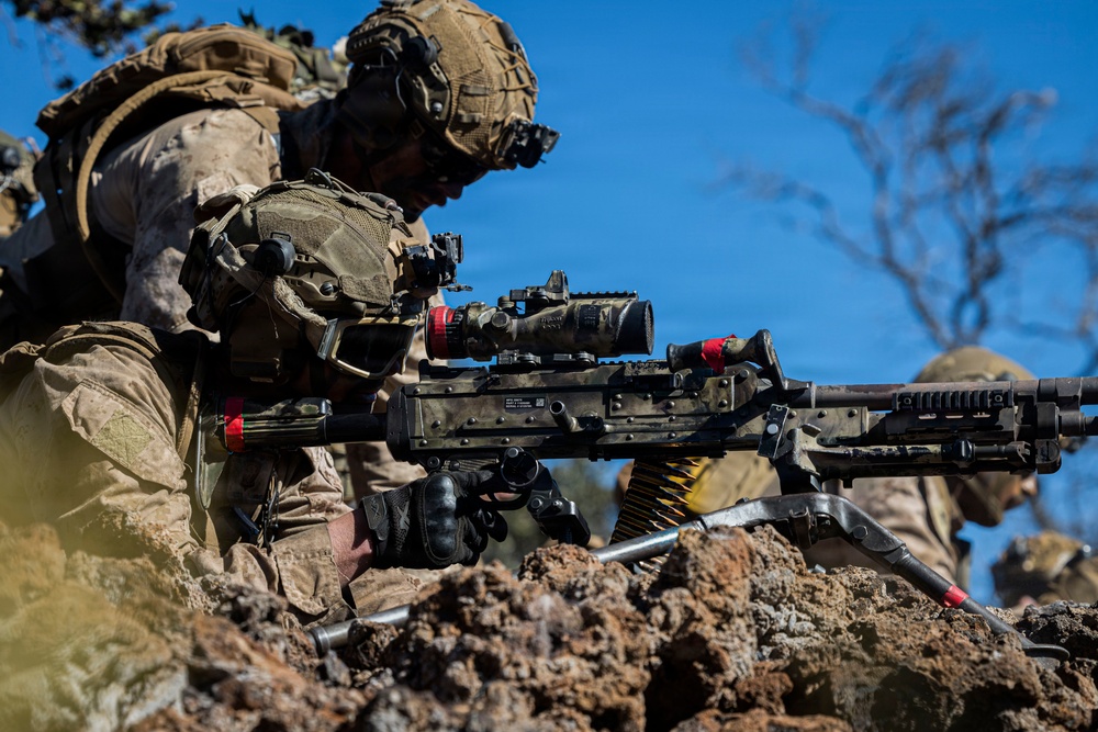 3rd LCT executes live-fire company attacks at PTA