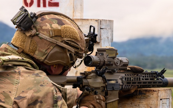 Tropic Lightning Soldiers Qualify with M7 Next-Generation Rifle