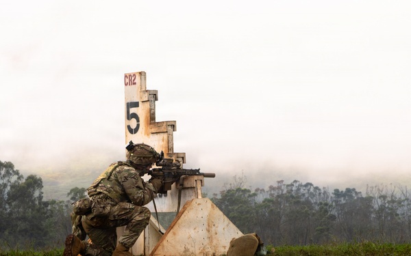 Tropic Lightning Soldiers Qualify with M7 Next-Generation Rifle