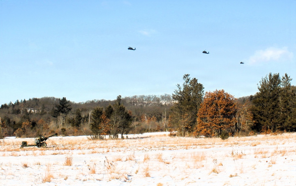 Wisconsin National Guard’s 1st Battalion, 120th Field Artillery holds winter sling-load training at Fort McCoy