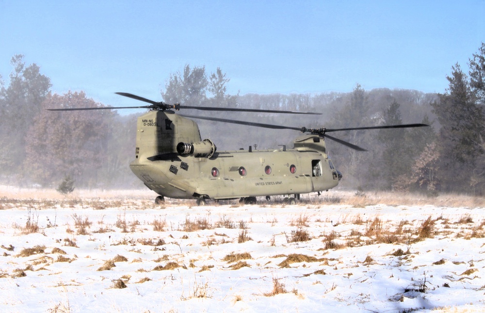 Wisconsin National Guard’s 1st Battalion, 120th Field Artillery holds winter sling-load training at Fort McCoy