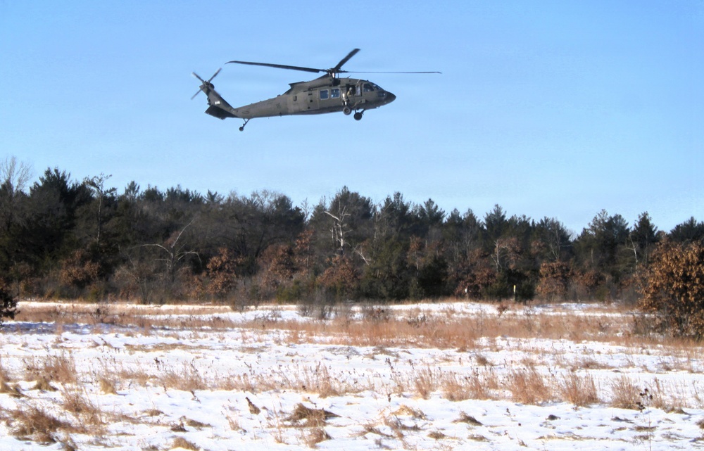Wisconsin National Guard’s 1st Battalion, 120th Field Artillery holds winter sling-load training at Fort McCoy
