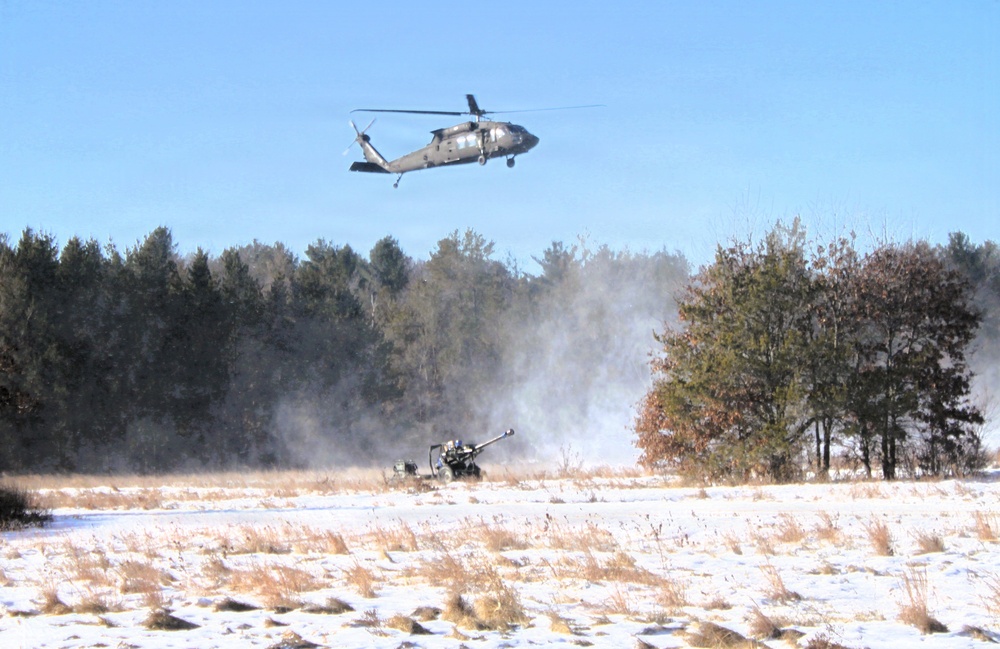 Wisconsin National Guard’s 1st Battalion, 120th Field Artillery holds winter sling-load training at Fort McCoy