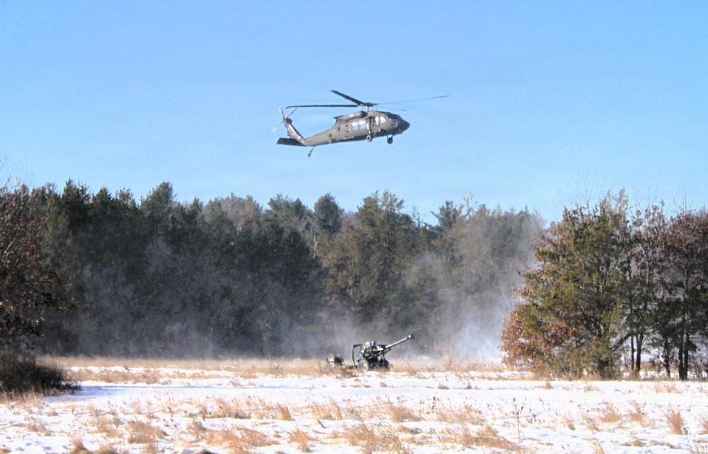 Wisconsin National Guard’s 1st Battalion, 120th Field Artillery holds winter sling-load training at Fort McCoy