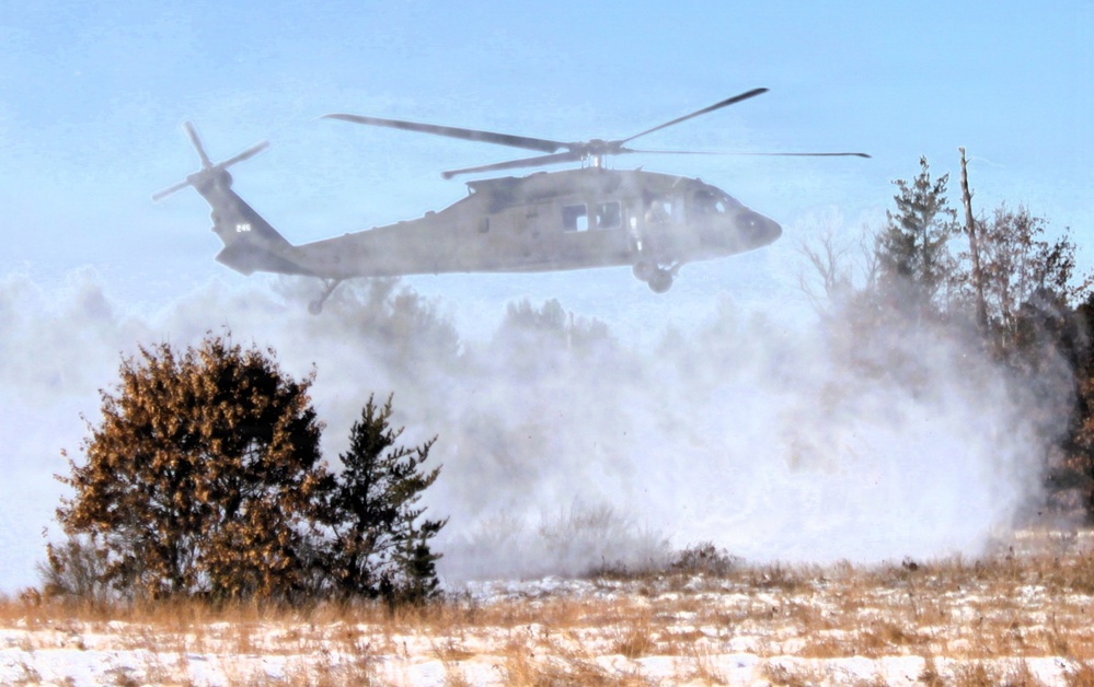 Wisconsin National Guard’s 1st Battalion, 120th Field Artillery holds winter sling-load training at Fort McCoy