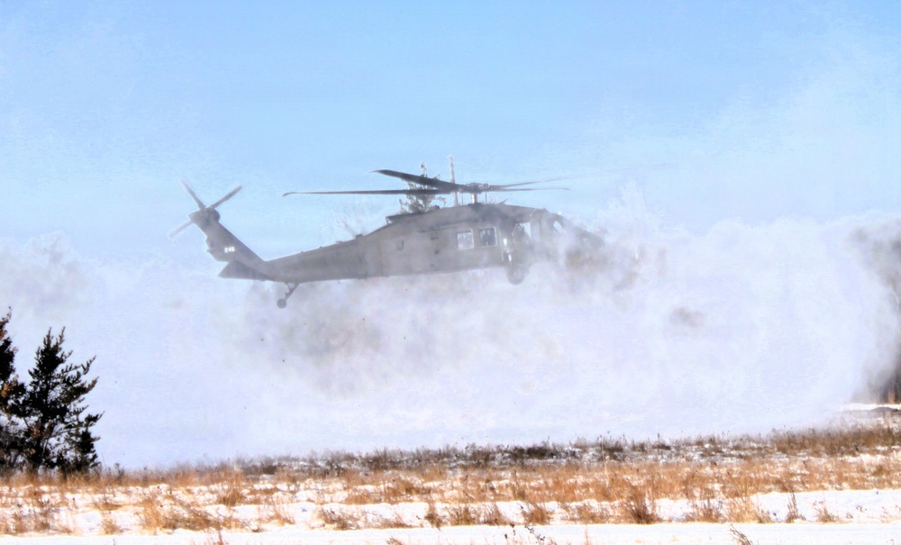 Wisconsin National Guard’s 1st Battalion, 120th Field Artillery holds winter sling-load training at Fort McCoy