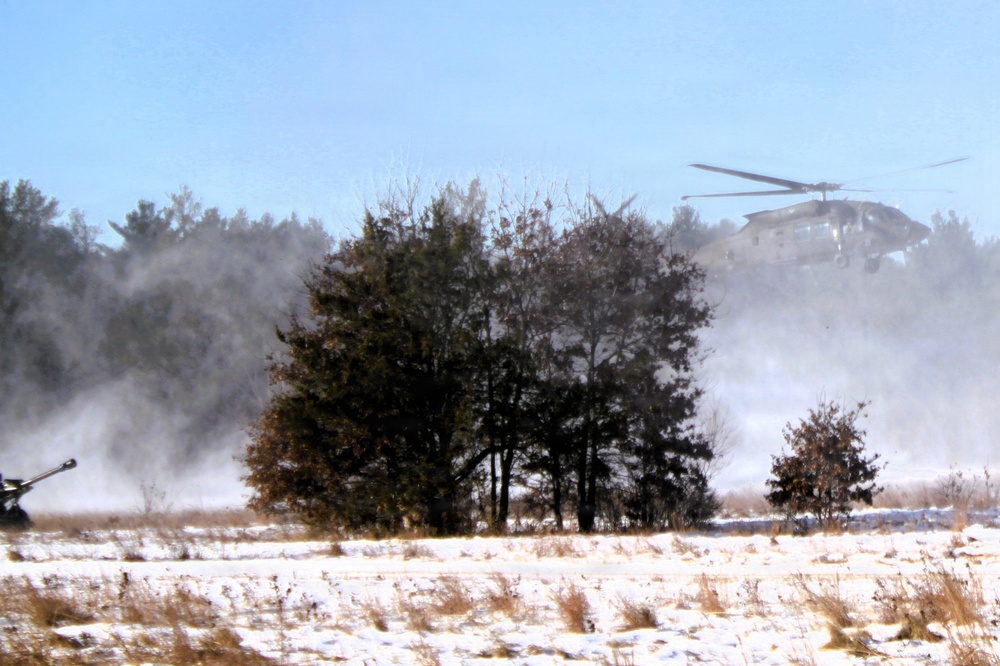 Wisconsin National Guard’s 1st Battalion, 120th Field Artillery holds winter sling-load training at Fort McCoy