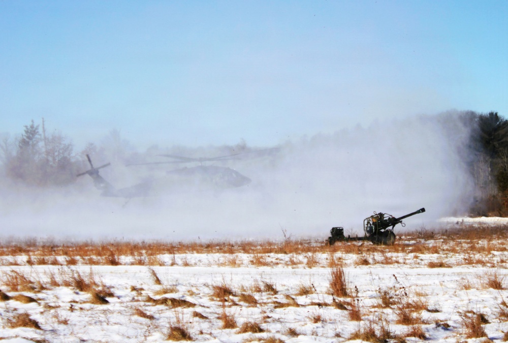Wisconsin National Guard’s 1st Battalion, 120th Field Artillery holds winter sling-load training at Fort McCoy