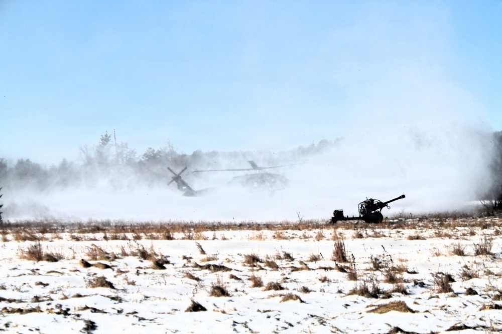 Wisconsin National Guard’s 1st Battalion, 120th Field Artillery holds winter sling-load training at Fort McCoy