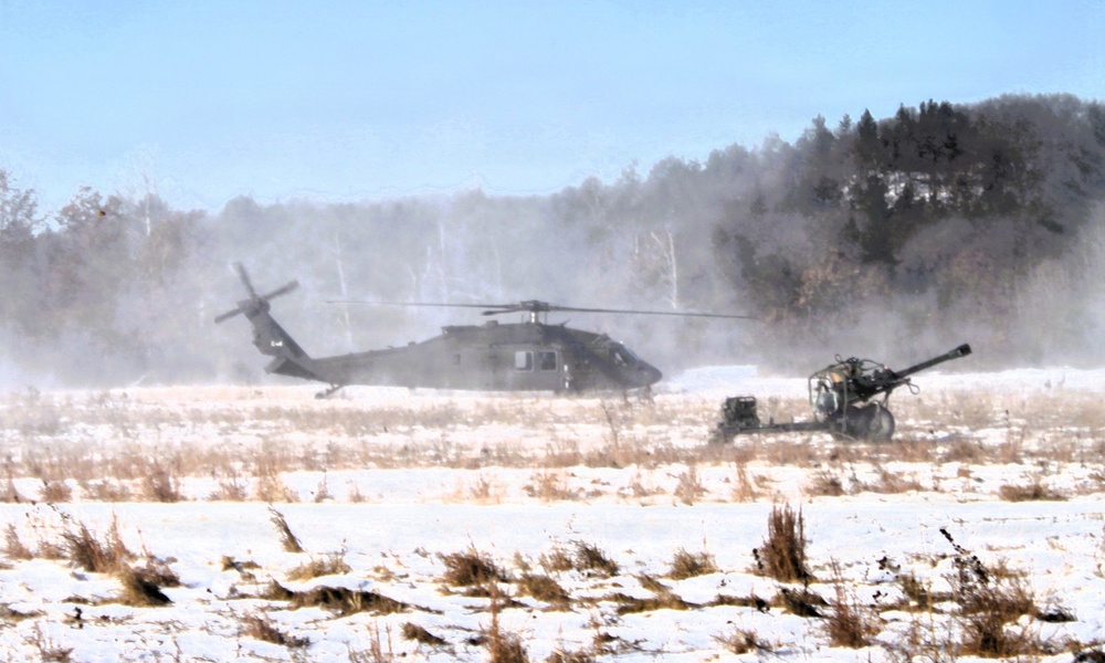 Wisconsin National Guard’s 1st Battalion, 120th Field Artillery holds winter sling-load training at Fort McCoy