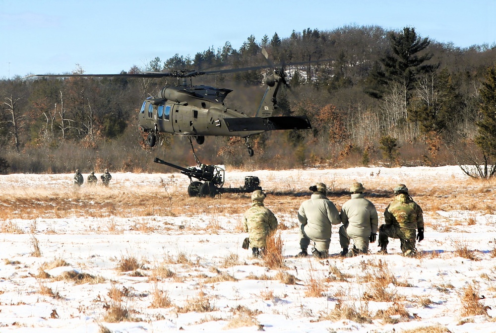 Wisconsin National Guard’s 1st Battalion, 120th Field Artillery holds winter sling-load training at Fort McCoy