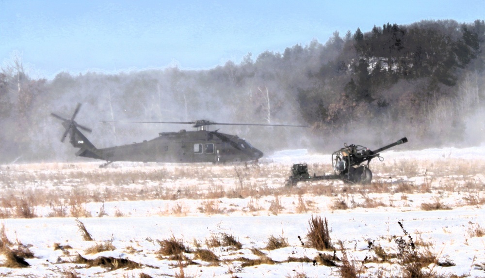 Wisconsin National Guard’s 1st Battalion, 120th Field Artillery holds winter sling-load training at Fort McCoy
