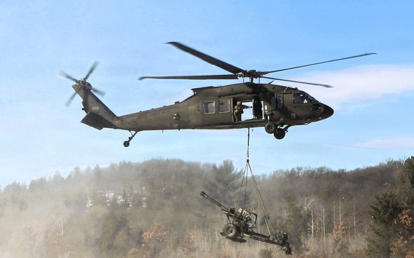 Wisconsin National Guard’s 1st Battalion, 120th Field Artillery holds winter sling-load training at Fort McCoy