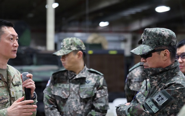 ROKA MG Kim, Kwan-soo conducted KLE at APS-4