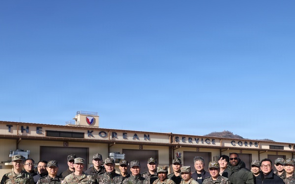 ROKA MG Kim, Kwan-soo conducted KLE at APS-4