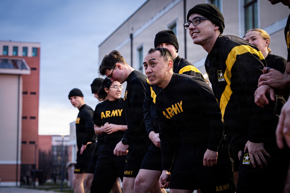 SETAF-AF troops compete for German military distinction