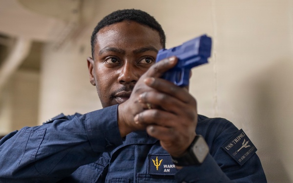 USS Tripoli Conducts Security Reaction Force Training