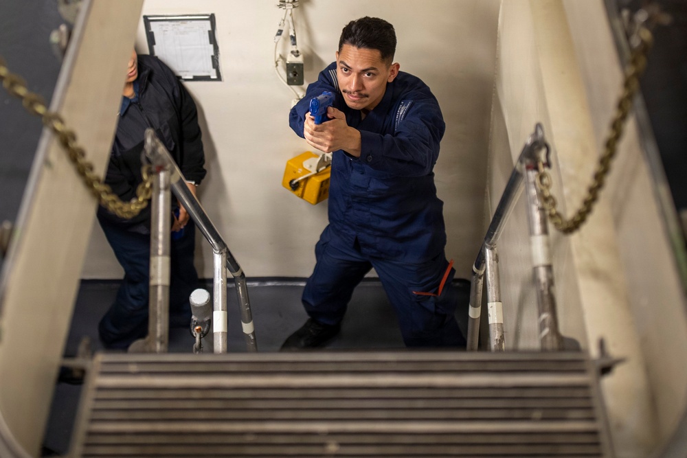 USS Tripoli Conducts Security Reaction Force Training