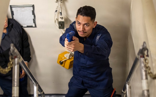 USS Tripoli Conducts Security Reaction Force Training