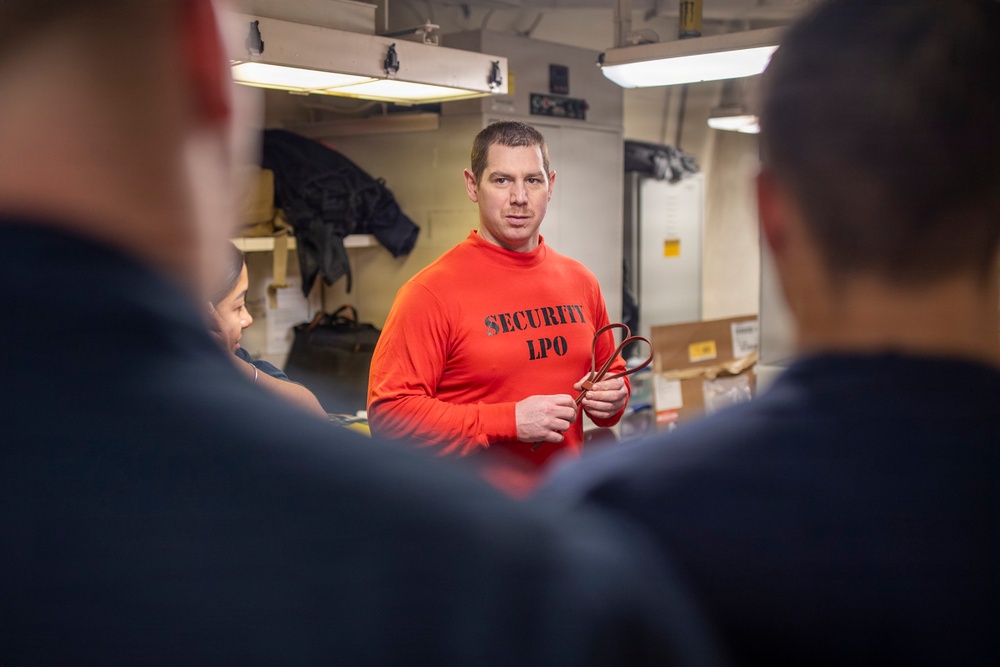 USS Tripoli Conducts Security Reaction Force Training