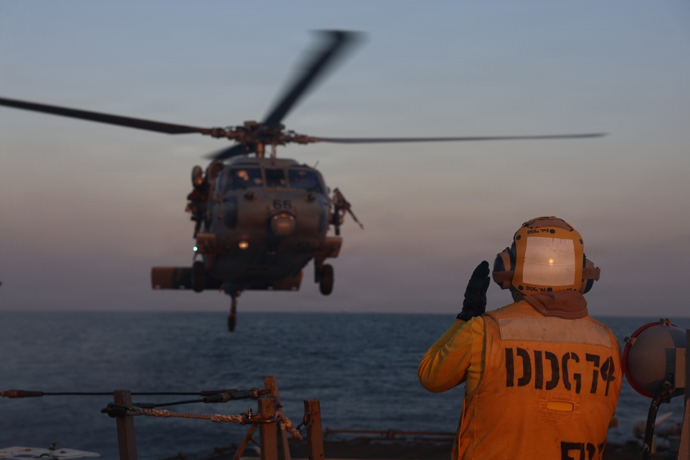 USS McFAUL Conducts Flight Operations in the Arabian Gulf