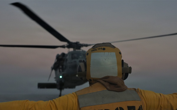 USS McFAUL Conducts Flight Operations in the Arabian Gulf