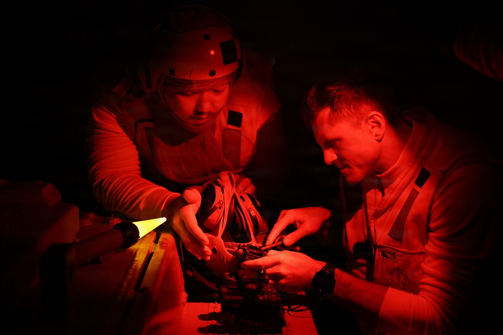 USS McFAUL Conducts Flight Operations in the Arabian Gulf