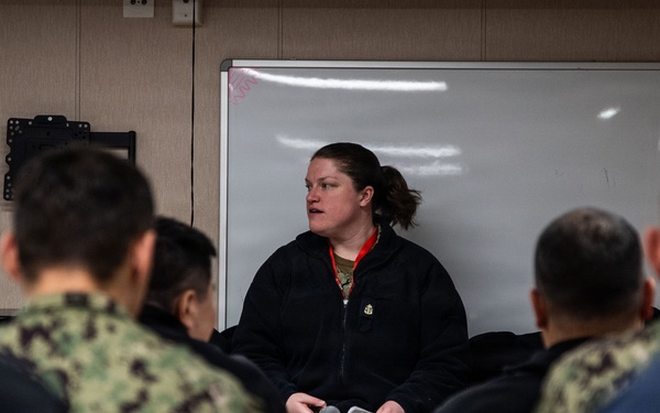 Ike Conducts Planned Incremental Availability maintenance period