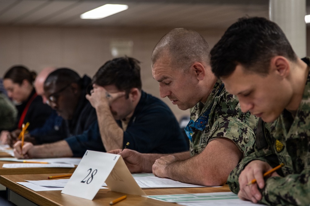 Ike Conducts Planned Incremental Availability maintenance period