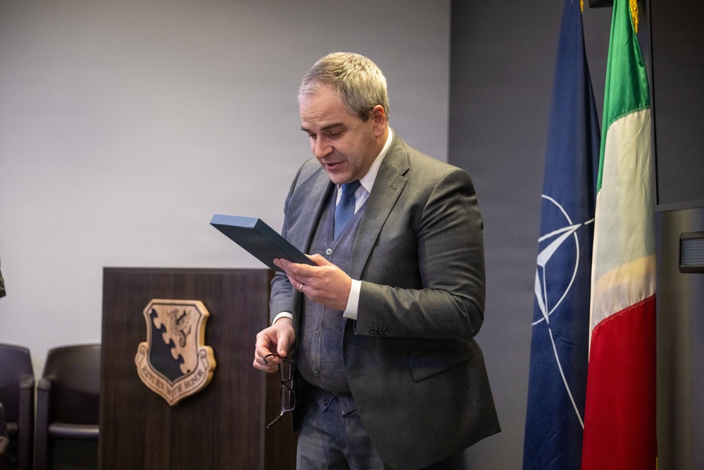 31st FW recognizes local heroes