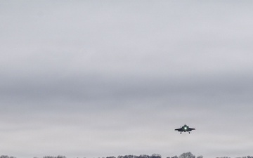 493rd, 494th FS conduct landings during exercise Point Blank