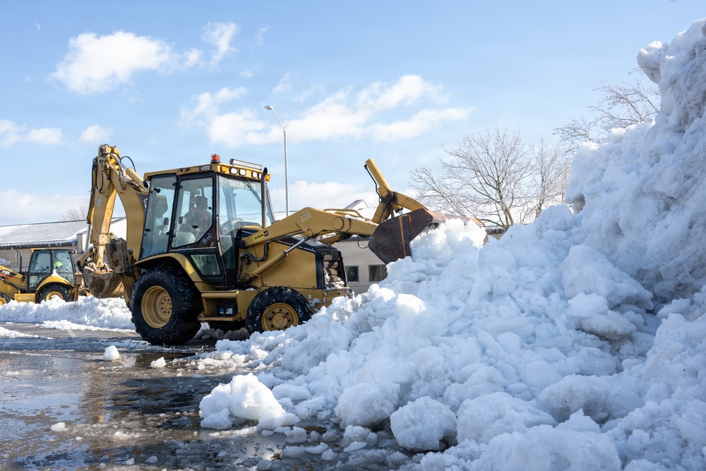 Winter Storm hits Dover AFB
