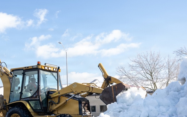 Winter Storm hits Dover AFB
