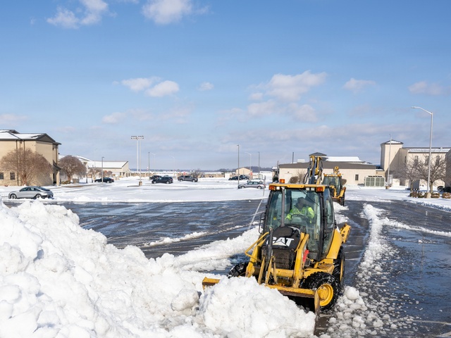 Winter Storm hits Dover AFB