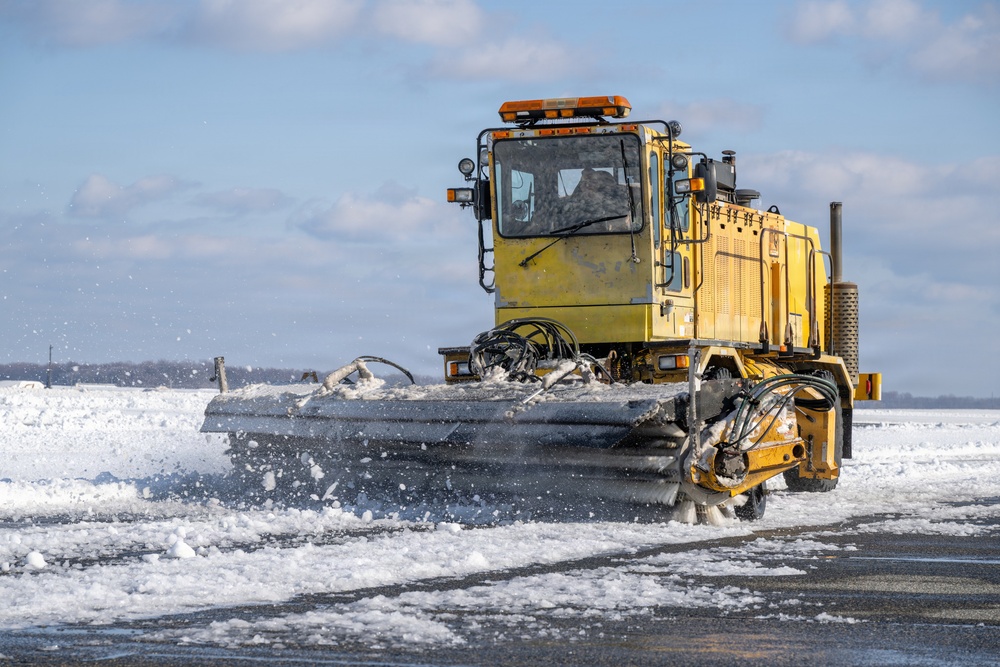 Winter Storm hits Dover AFB