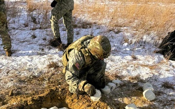 1-120th Field Artillery troops get cold-weather acquainted during special January training