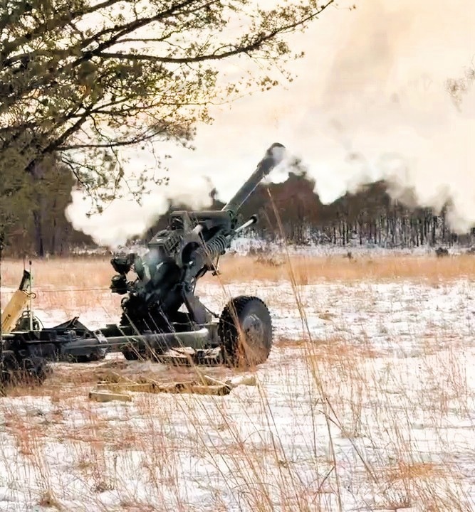 1-120th Field Artillery troops get cold-weather acquainted during special January training