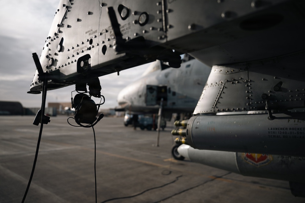 75th MGFE prepares aircraft for takeoff